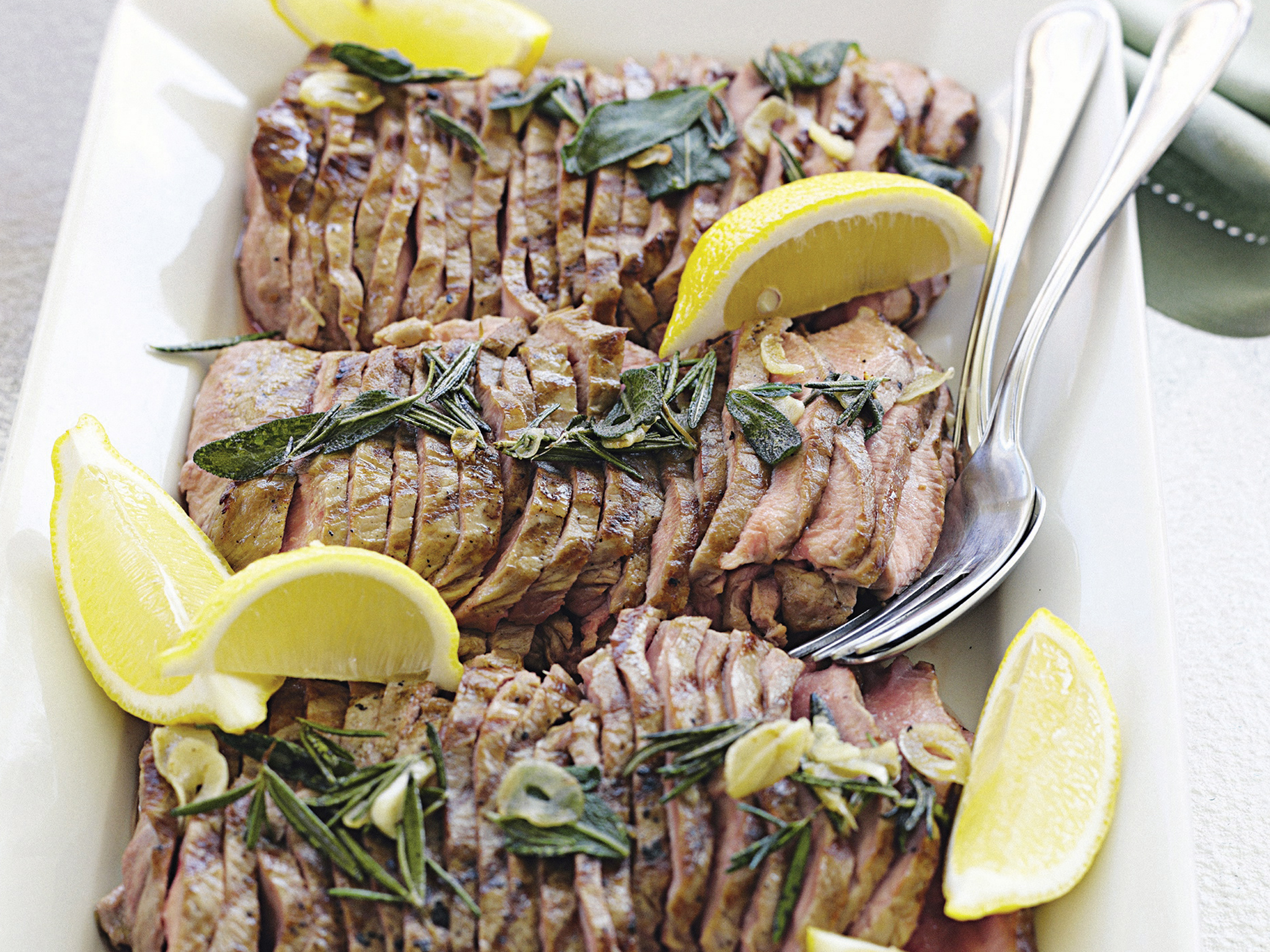 Barbecue veal loin with rosemary and garlic