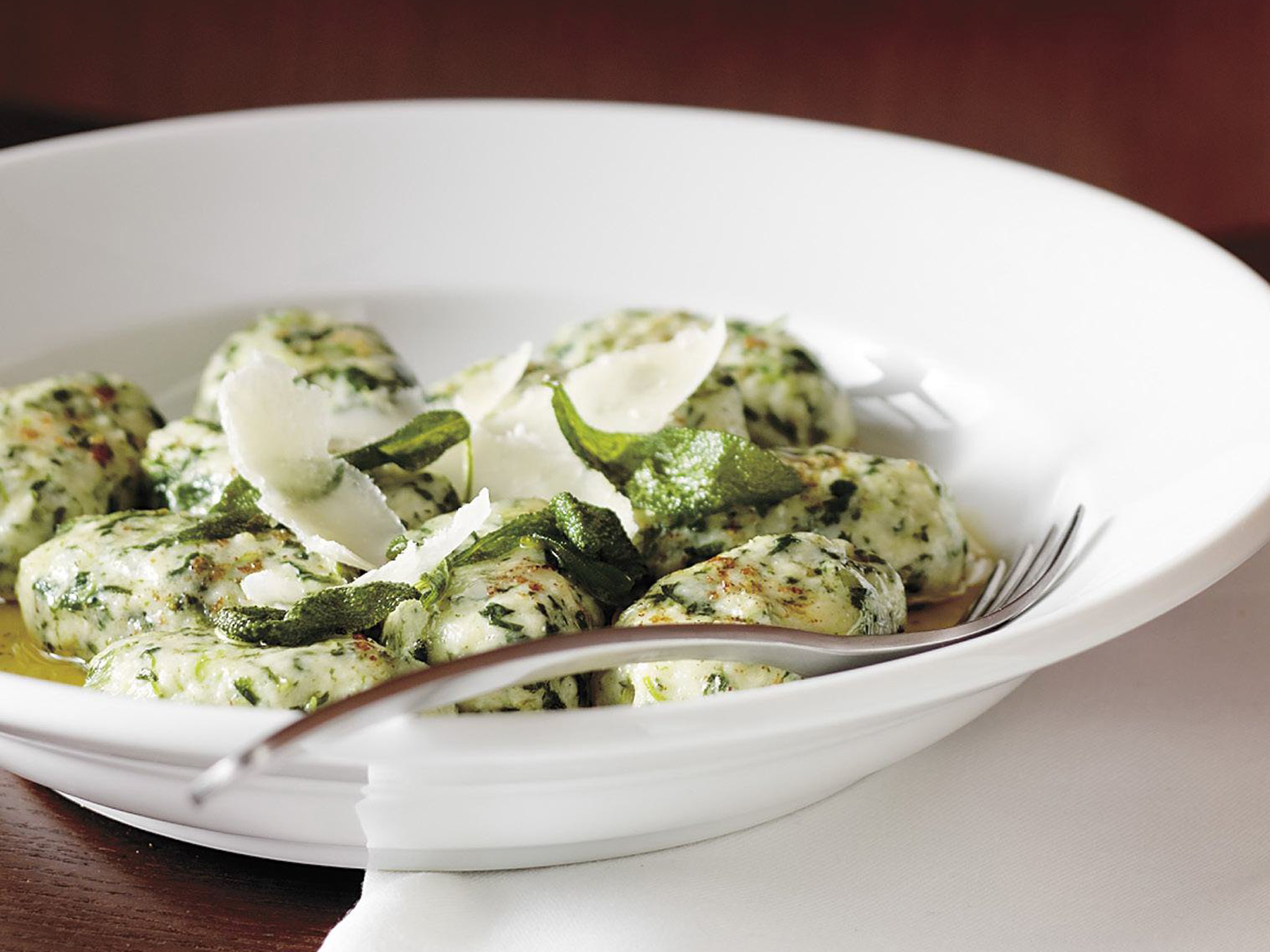Spinach and ricotta gnocchi with sage butter