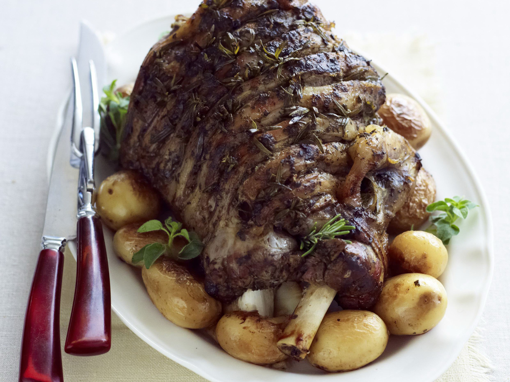 Greek-style lamb with potatoes | Women's Weekly Food