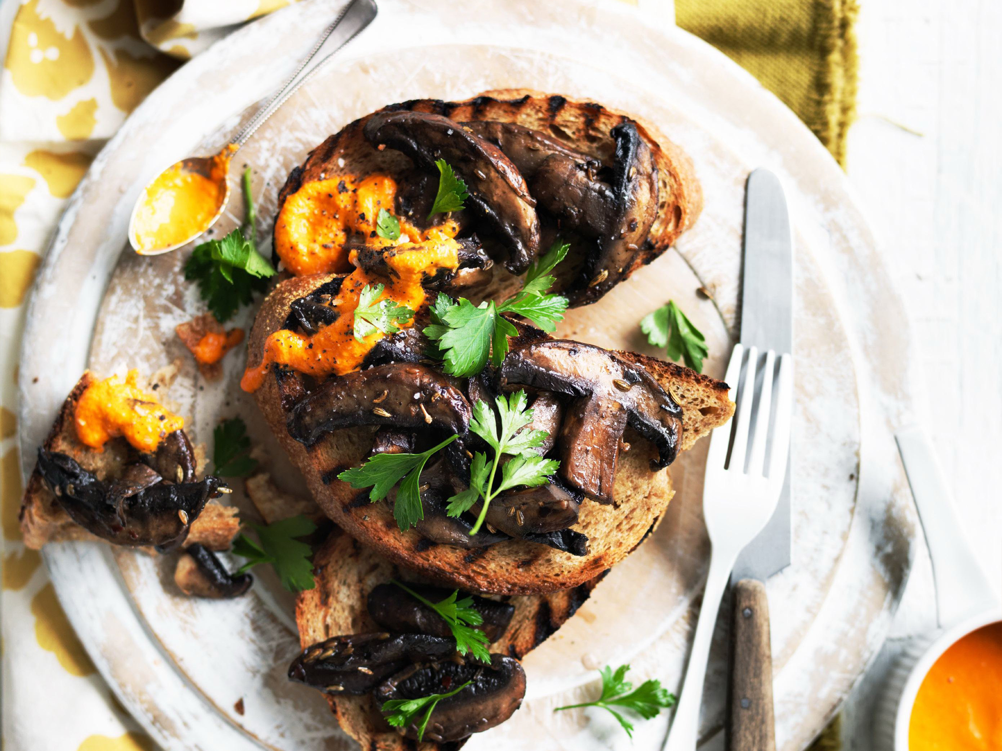 Portobello bruschetta with grilled capsicum sauce | Women&amp;#39;s Weekly Food