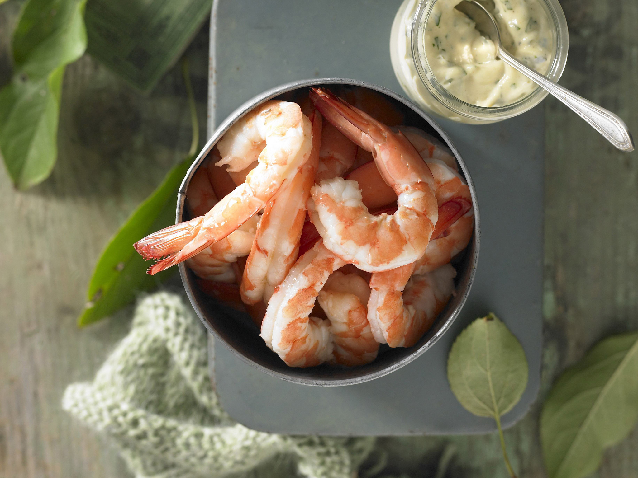 prawns with garlic and gherkin mayonnaise