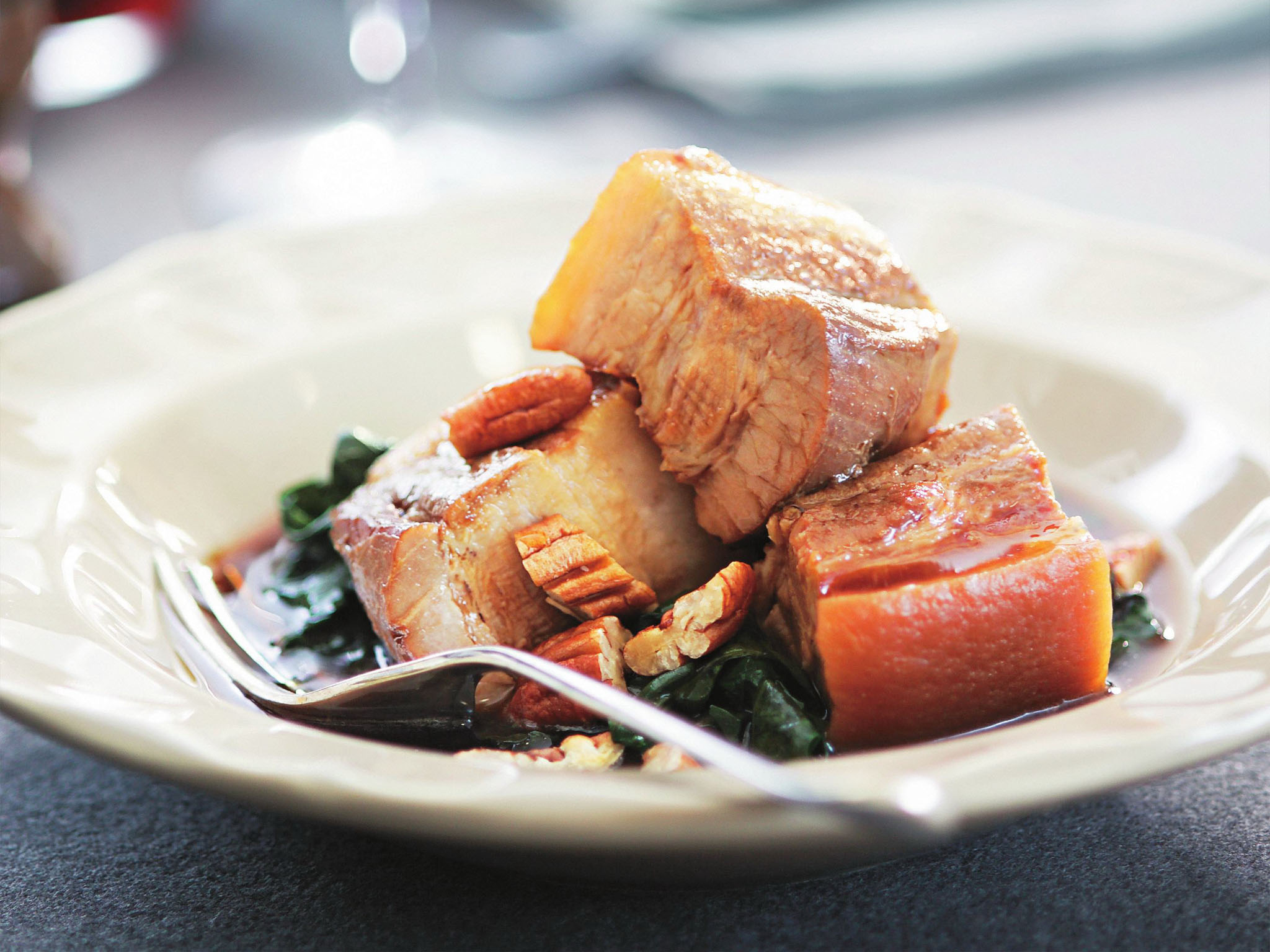 maple-syrup-flavoured pork belly with pecans