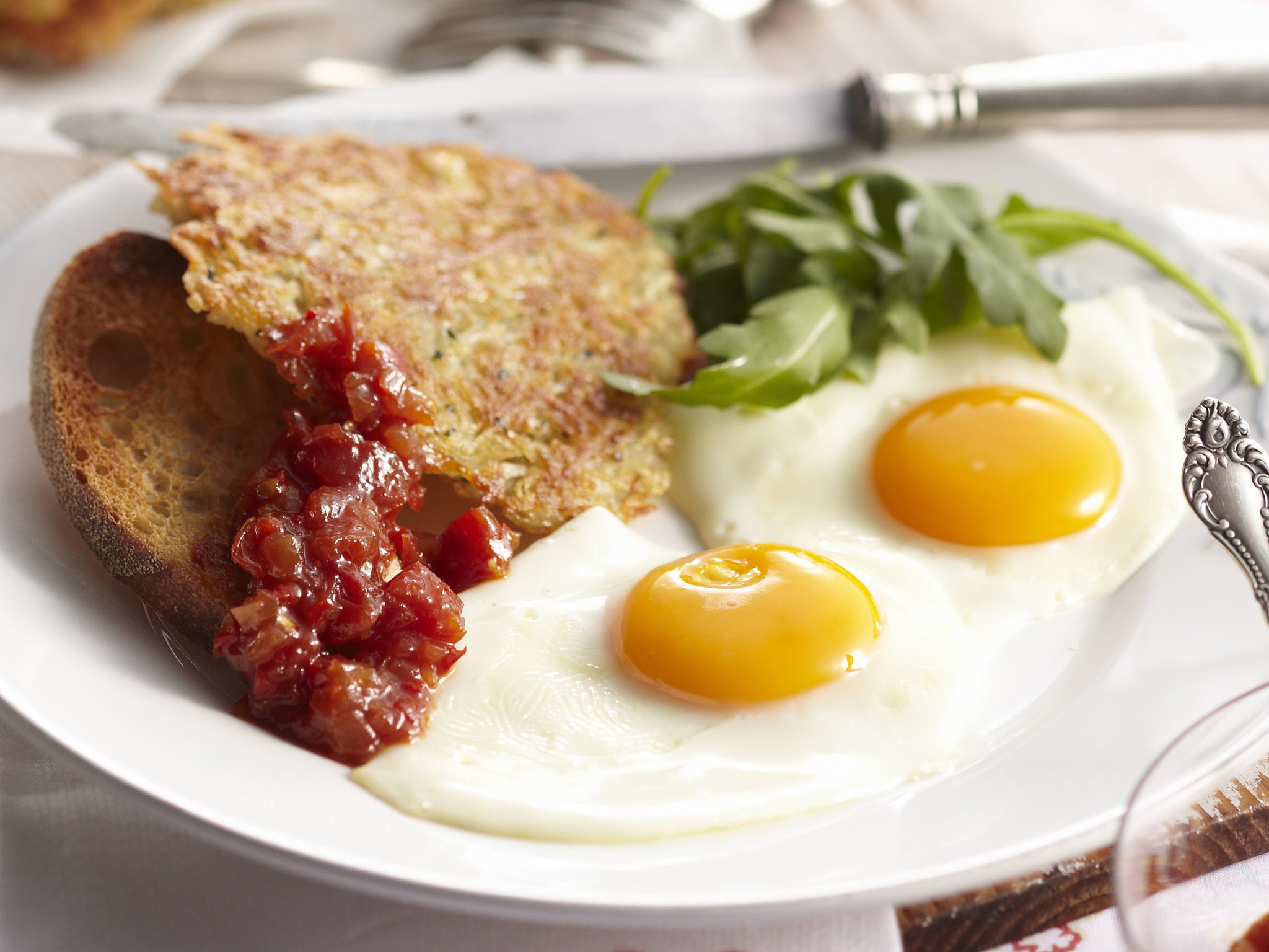 Potato rosti with poached eggs and chilli relish | Women's Weekly Food
