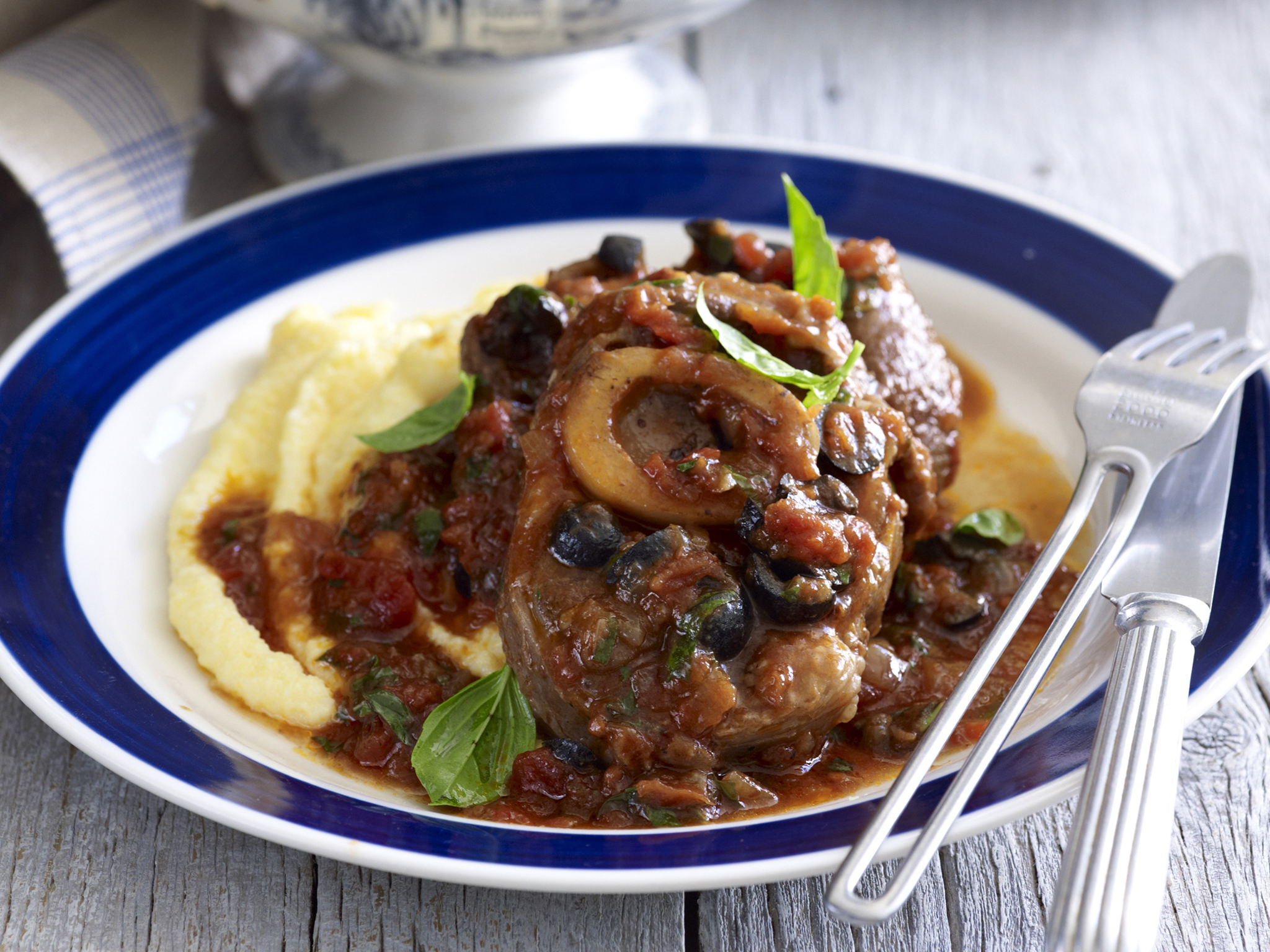 Pressurecooker osso buco with olives and anchovies Women's Weekly Food