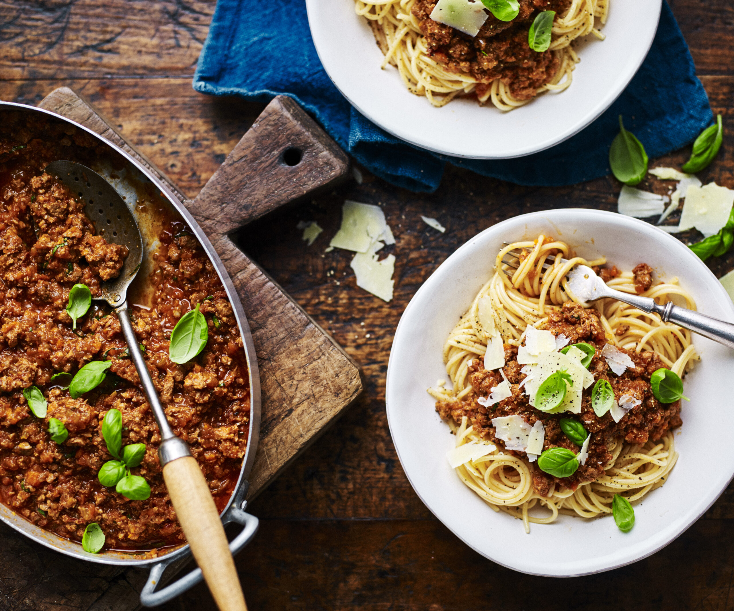 Easy slow-cooker bolognese sauce-image