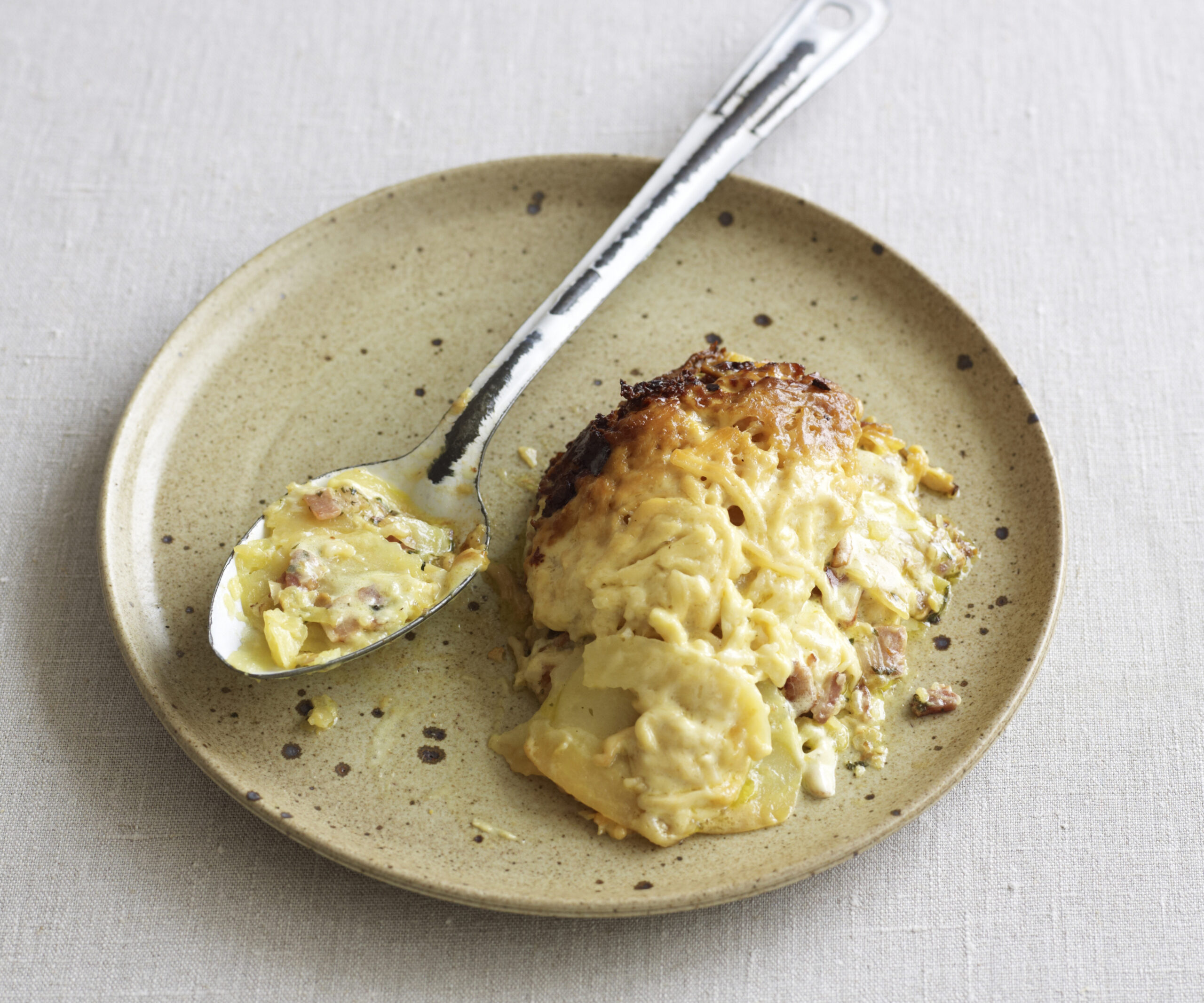 Slow cooker potato bake-image