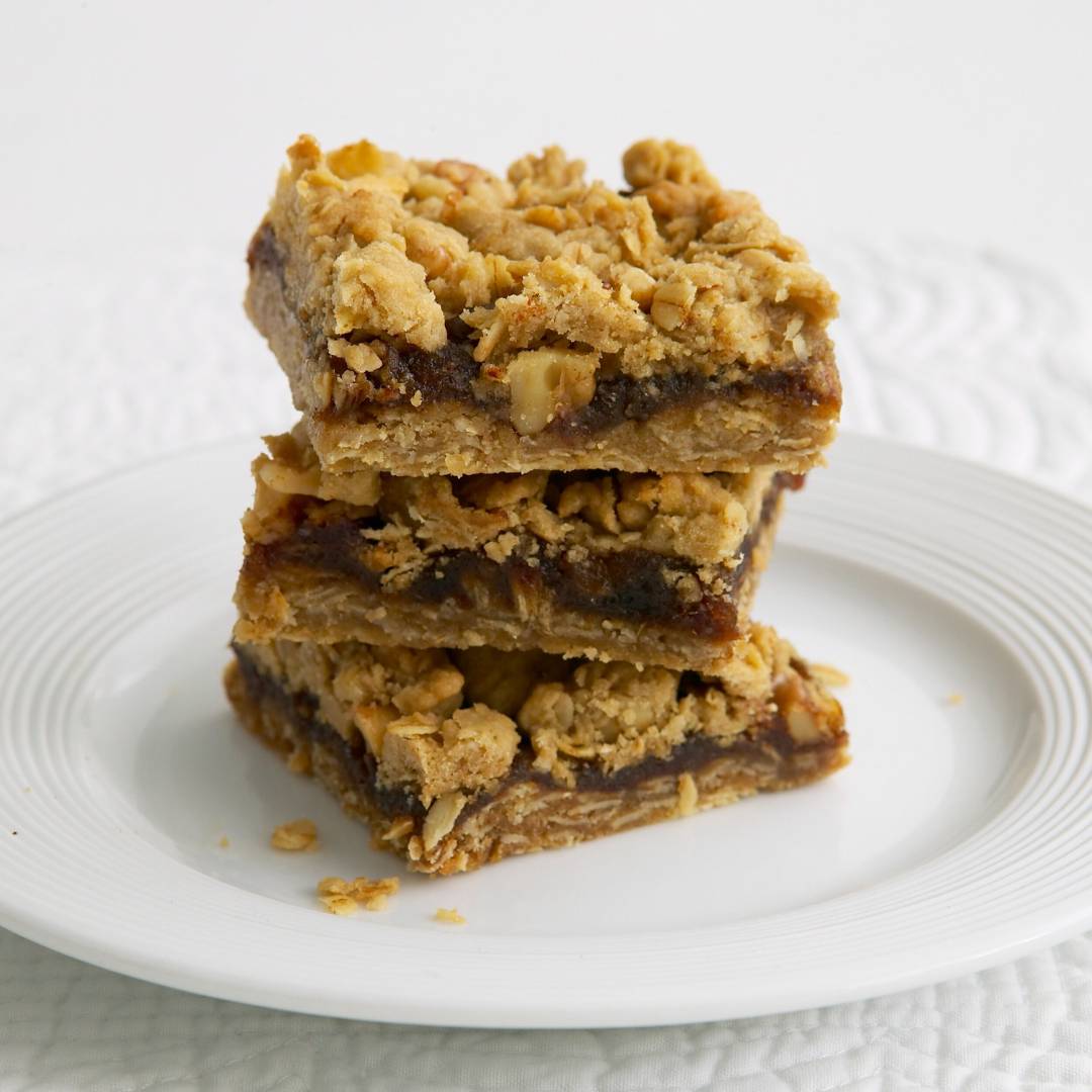 Date and oat slice