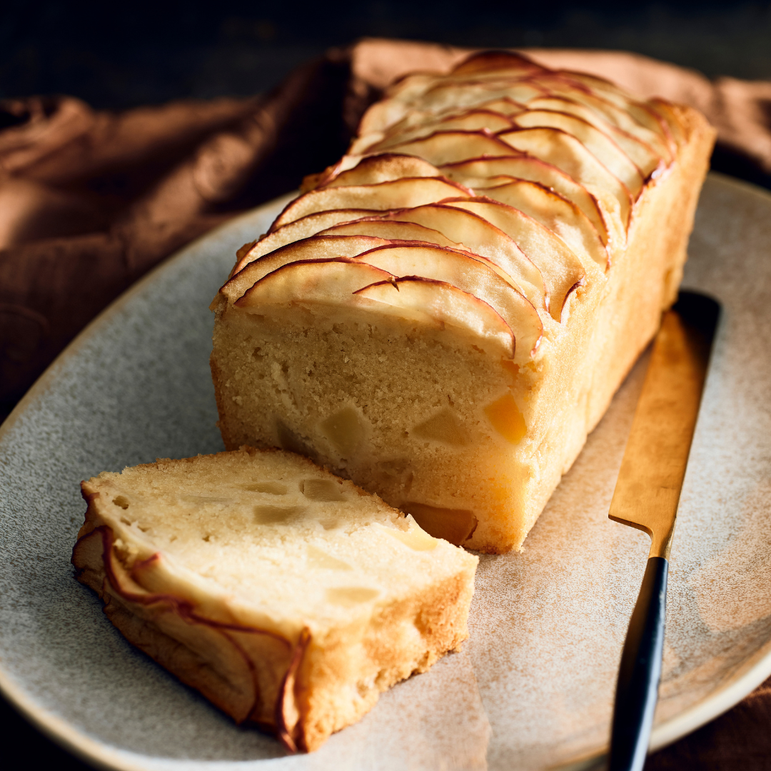 Simple apple loaf cake