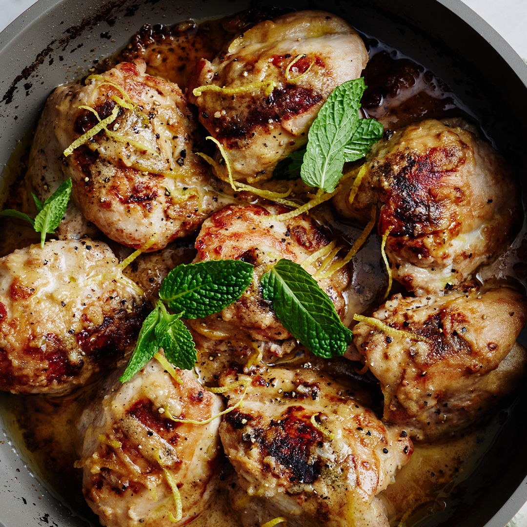 Pan fried chicken with lemon and tahini-image