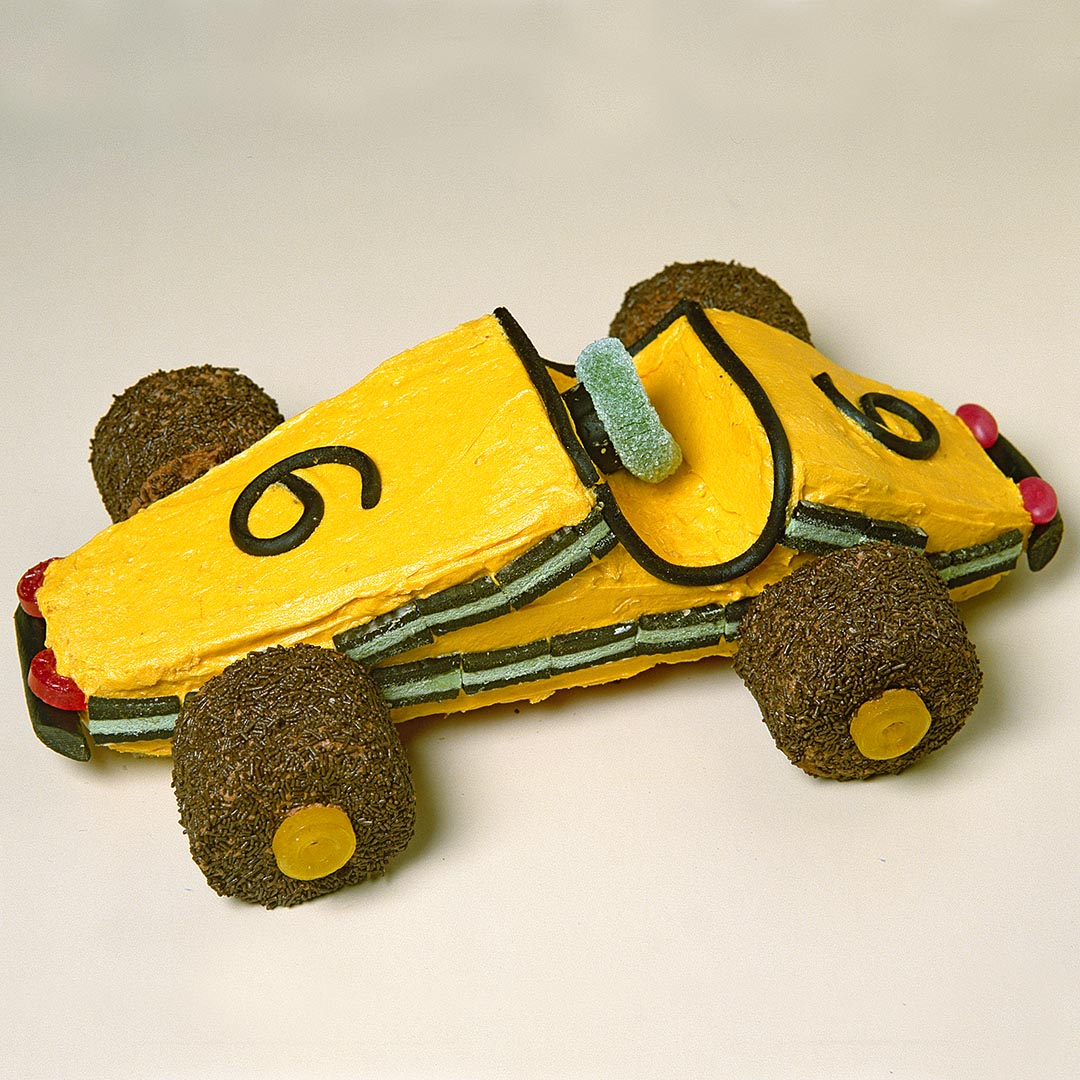 Racing car cake