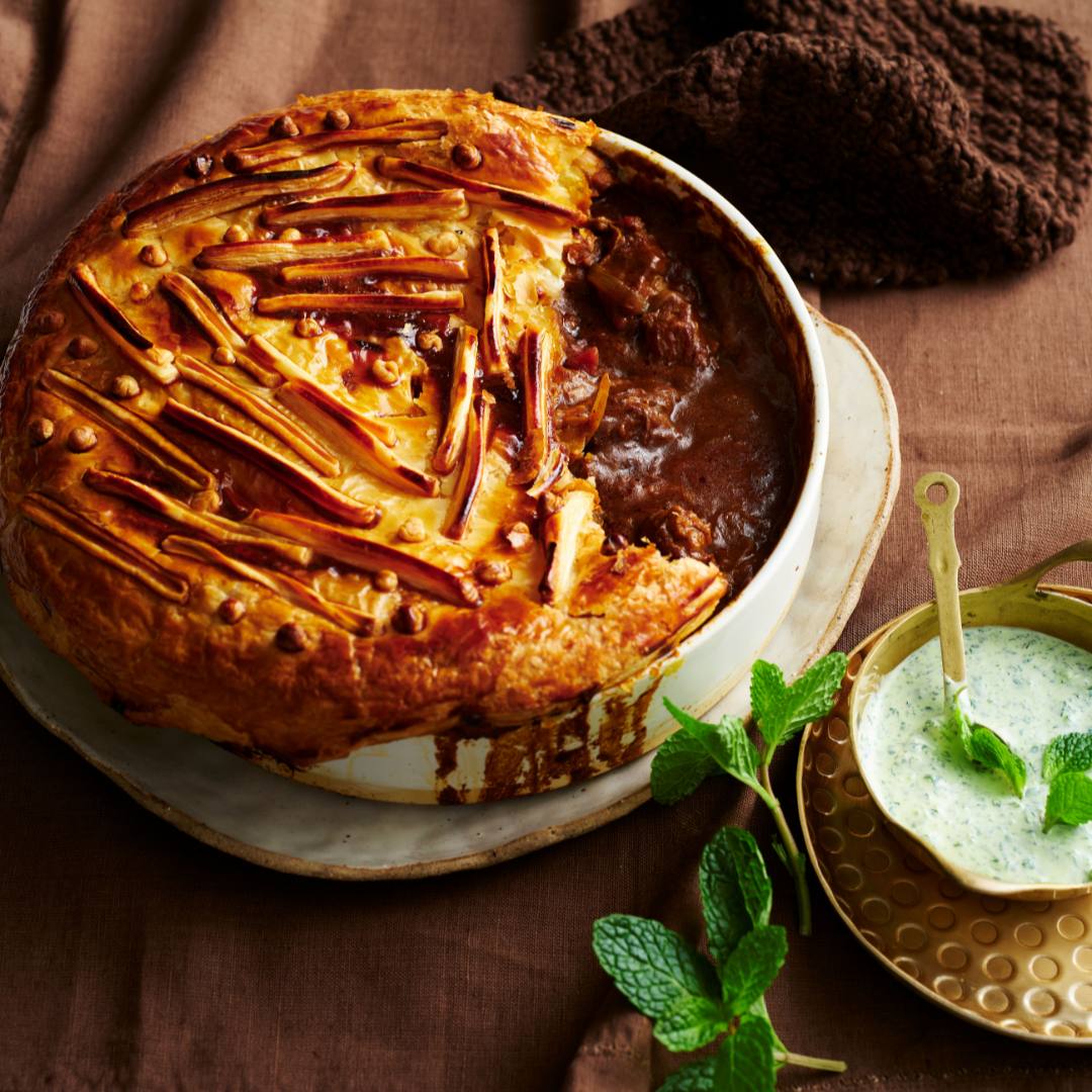 Beef curry pie