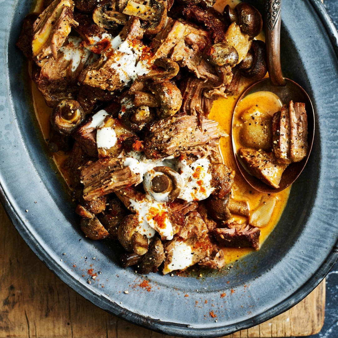 Slow-cooker beef stroganoff