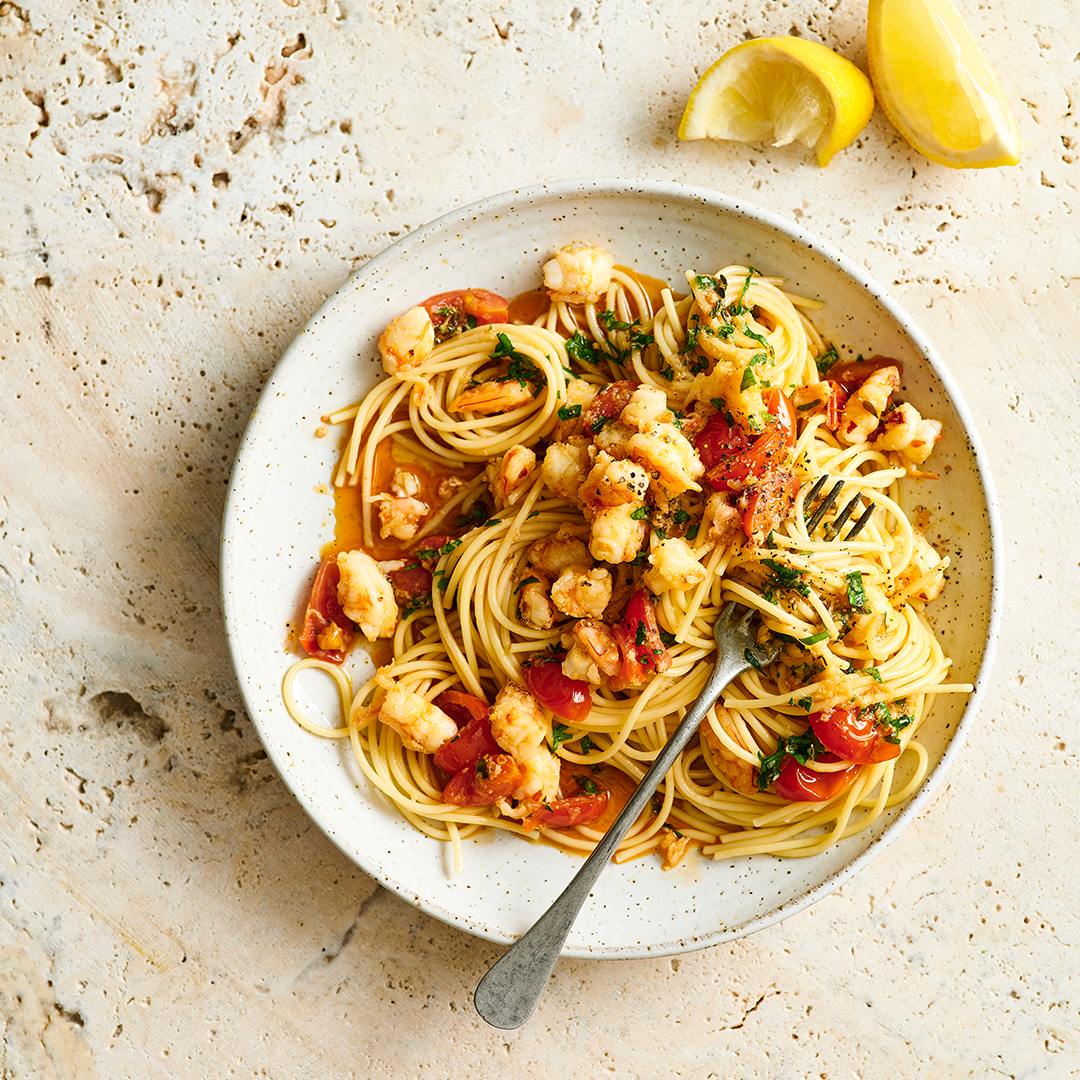 Prawn pasta with garlic & chilli